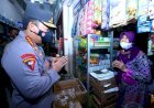 Tinjau-Pasar-Muntilan,-Kapolri-Minta-Pedagang-Laporkan-Jika-Distribusi-Minyak-Curah-Terganggu
