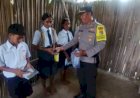 Polri-Peduli-,-Polres-TTS--Polda-NTT-Salurkan-Bantuan-Seragam-dan-Alat-Tulis-di-SMP-Negeri-Noeliu