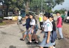 Wujud-Pelayanan-Prima,-Personel-Polres-TTS-Gelar-Gatur-Pagi-Demi-Kamseltibcar-Lantas