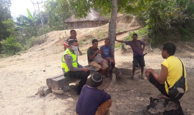 Sambagi-Warga,-Kanit-Binmas-Polsek-Polen-Sosialisasi-New-Normal