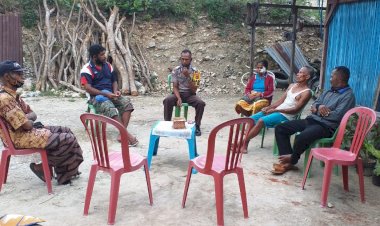 Patroli-Sambang-oleh-Bhabinkamtibmas-Demi-Wujudkan-Kemitraan-Dalam-Jaga-Kamtibmas-Bersama-Warga