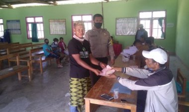 Bhabinkamtibmas,-Kawal-dan-Pantau-Penyaluran-BLT