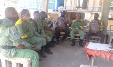 Kapolsub-Sektor -Noebana-Gelar-Pembinaan-Kepada-Linmas