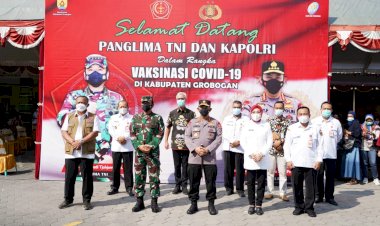Panglima-TNI,-Kapolri-dan-Kepala-BNPB-Cek-Pelaksaan-Vaksinasi-Di-Grobogan