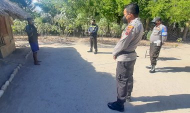 Kapolsek-Amanuban-Selatan-Kunjungi-Warga-Isoman