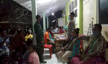 Bersinergi,-Personil- Polri-Dan-TNI-Pam-Vaksin-Hingga-Larut-Malam