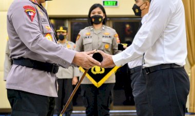 Lantik-44-Eks-Pegawai-KPK-Jadi-ASN,-Kapolri:-Kita-Perkuat-Komitmen-Pemerintah-Dalam-Rangka-Antikorupsi