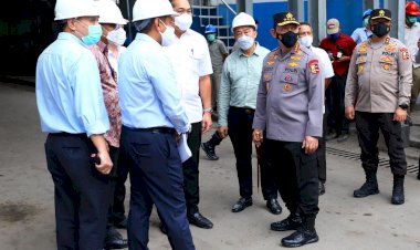 Kapolri-Pastikan-Jajaran-Kepolisian-Awasi-Distribusi-dan-Harga-Penjualan-Minyak-Goreng