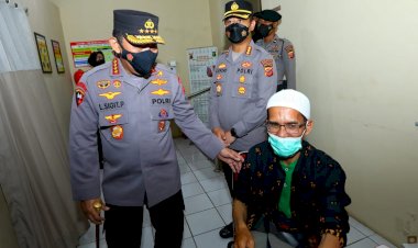 Kapolri-Minta-Forkopimda-dan-FKUB-Siapkan-Strategi-Vaksinasi-di-Bulan-Ramadan
