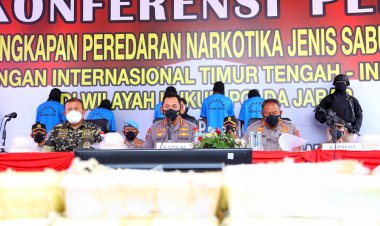 Ungkap-Sabu-1,196-Ton,-Kapolri:-Kita-Jaga-Program-Pemerintah-Wujudkan-SDM-Unggul
