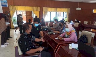 Gencar-Polres-TTS-Melaksanakan-Vaksinasi