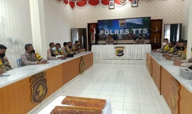 Rapat-Anev-Bhabinkamtibmas,-Kasat-Binmas:-Tetap-Tingkatkan-Silahturahmi-Bersama-Warga-Demi-Kamtibmas-yang-Kondusif