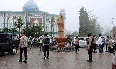 Sholat-Ied-Hari-Raya-Idul-Adha-,-Personil-Polres-TTS-Melaksanakan-Pengamanan
