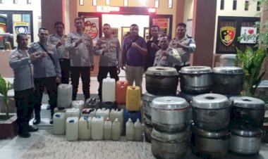 Tekan-Peredaran-Miras,-Polsek-Amanuban-Selatan,-Gelar-Penertiban