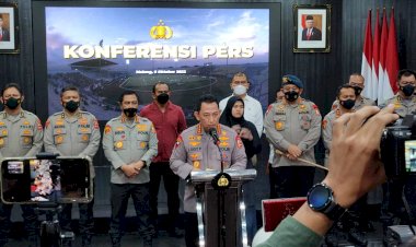 Kapolri:-Ada-6-Tersangka-Tragedi-Kanjuruhan