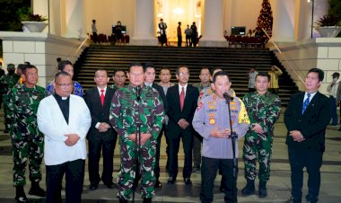 Tinjau-Gereja-di-Malam-Natal,-Kapolri-Pastikan-TNI-Polri-Beri-Rasa-Aman-Sepanjang-Nataru