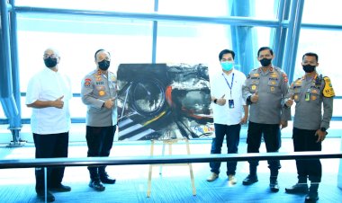 Polri-Percantik-Bandara-Soetta-dengan-Lukisan-Karya-Para-Difabel