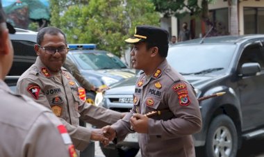 Kapolres-TTS-Sambut-Langsung-Kapolda-NTT-Sebelum-Hadiri-Acara-Hadiri-Open-House