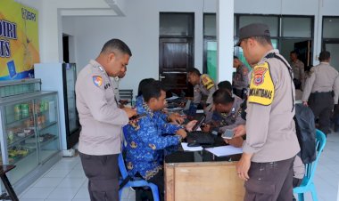 Bentuk-Kerja-sama,-Dukcapil-Pemda-TTS-Datangi-Polres-TTS-Layani-IKD