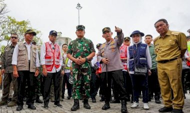 Tinjau-Pelabuhan-Merak,-Kapolri-Pastikan-Siapkan-Upaya-Wujudkan-Mudik-Aman-untuk-Masyarakat 