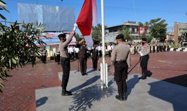 Peringati-Hari-Lahir-Pancasila,-Polres-TTS-Melaksanakan-Upacara-Bendera
