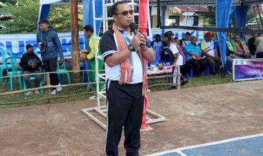 Jelang-HUT -Bhayangkara-ke--77-dan-HUT-ke-30-SMA-Efata-Soe-,-Kapolres-TTS-Buka-Turnamen-Voli- Antar-SMA