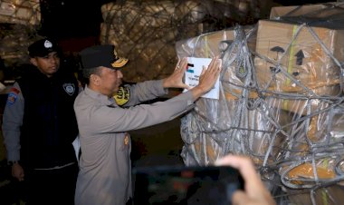 Pesawat-Ketiga-Berisikan-Bantuan-Kemanusiaan-Bagi-Warga-Palestina-Diberangkatkan