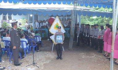 Polres-TTS-Gelar-Upacara-Pemakaman-Purnawirawan--Anggota-Polri-Secara-Kedinasan