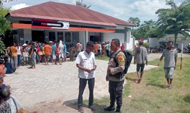 Bhabinkamtibmas-melaksanakan-Pam-dan-Pemantauan-Penyaluran-BPNT