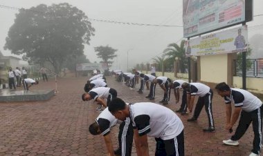 Jaga-Tubuh-Tetap-Sehat,-Personil-Polres-TTS-Melaksanakan-Olahraga- dan-Kurvey