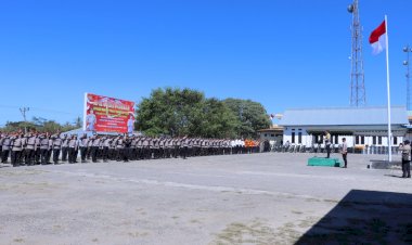 Laksanakan-Apel-Gelar-Pasukan-Dan-Deklarasi--Pilkada-Damai-2024,--Wujud-Kesiapan-Polres-TTS-Dalam-Hadapi-Pilkada-TTS