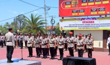 Sejumlah-Kabag,- Kasat-,Kapolsek-dan-Kasi-Diserahterimakan-dan-Dilantik-Oleh-Kapolres-TTS
