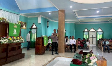 Moment-Minggu-Kasih,-Bhabinkamtibmas-Mollo-Utara-Berikan-Pesan-Kamtibmas