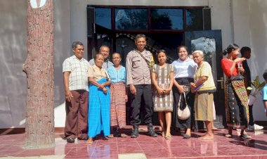 Minggu-Kasih,-Bhabinkamtibmas-Polen-Laksanakan-Ibadah-dan-Sampaikan-Pesan-Kamtibmas