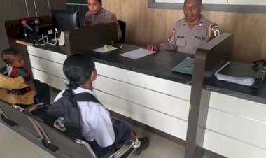 Polisi-Sahabat-Anak,-Anak-SMP-Lapor-SPKT-Polres-TTS,-Minta-Bantuan-Pamapta-Antar-Pulang-ke-Rumah