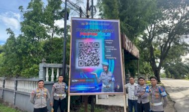 Sosialisasi-QR-Code-Pengaduan-Online,-Seksi-Propam-Polres-TTS--Polda-NTT-Pasang-Baliho-di-Seputaran-Kota-Soe