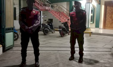 Jaga-Kekhusyukan-Ibadah,-Sat-Samapta-Polres-TTS-Gelar-Patroli-Sahur-di-Kota-Soe