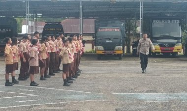Membentuk-Pribadi-Yang-Disiplin,-Memiliki-Rasa-Tanggung-Jawab-dan-Cinta-Tanah-Air,-Polres-TTS-Gelar-Latihan-Saka-Bhayangkara
