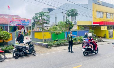 Sat-Lantas-Polres-TTS-Rutin-Lakukan-Pengaturan-Pagi-Demi-Wujudkan-Kamseltibcarlantas
