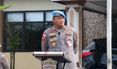 Tegakkan-Kedisiplinan,-Bid-Propam-Polda-NTT-Gelar-Operasi-Gartiplin-dan-Pemeriksaan-Senpi-di-Polres-TTS