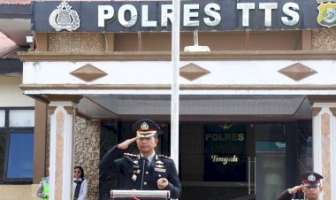 Polres-TTS-Laksanakan-Upacara-Hari-Lahir-Pancasila,-Usung-Tema-“Pancasila-Pemersatu-Bangsa,-Fondasi-Perdamaian-Dunia”