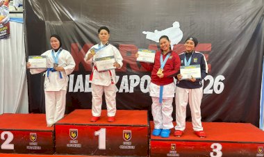 ​Sambut-Hari-Bhayangkara-ke-80,-Personel-Polres-TTS-Sabet-Medali-Emas-Pada-National-Open-Karate-Championship-Kapolri-Cup-2026-Di-Kota-Tanggerang---​