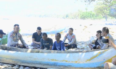 LAKSANAKAN-ARAHAN-KAPOLRES-TTS,-POLSEK-BOKING-PANTAU-PESISIR-BOKING-DAN-AJAK-WARGA-DOAKAN-KORBAN-GEMPA-FLORES