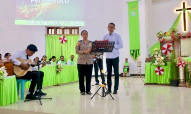 Minggu-Kasih,-Polres-TTS-Berbagi-Pujian-dan-Himbauan-Kamtibmas