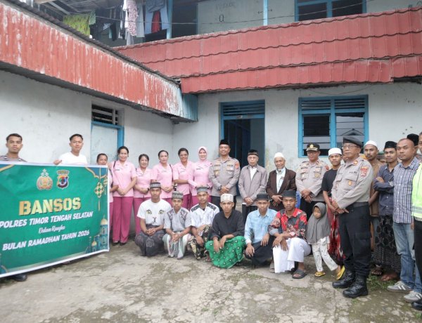 Wujud Kepedulian di Bulan Suci, Kapolres dan Ketua Bhayangkari TTS Salurkan Bansos ke Panti Asuhan Ad-Dakwah