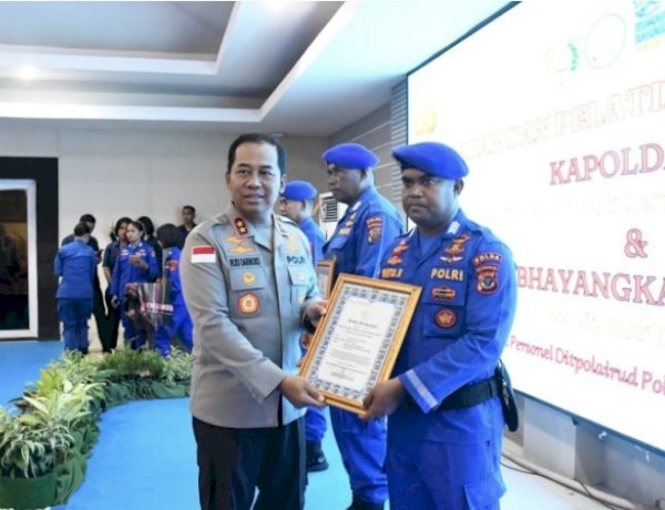 Kapolda NTT Apresiasi Personel Ditpolairud Berprestasi, Dedikasi Nyata untuk Masyarakat