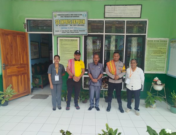 Kapolsek Amanuban Tengah dan Bhabinkamtibmas Monitoring Pelaksanaan Ujian di SD Inpres Ekpulen, Ajak Sinergi Jaga Kamtibmas di Lingkungan Sekolah