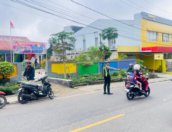 Sat Lantas Polres TTS Rutin Lakukan Pengaturan Pagi Demi Wujudkan Kamseltibcarlantas