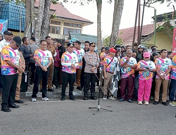 Kapolres TTS Apresiasi Semangat Siswa SD dan SMP di Ajang Lomba Lari Piala Bupati TTS
