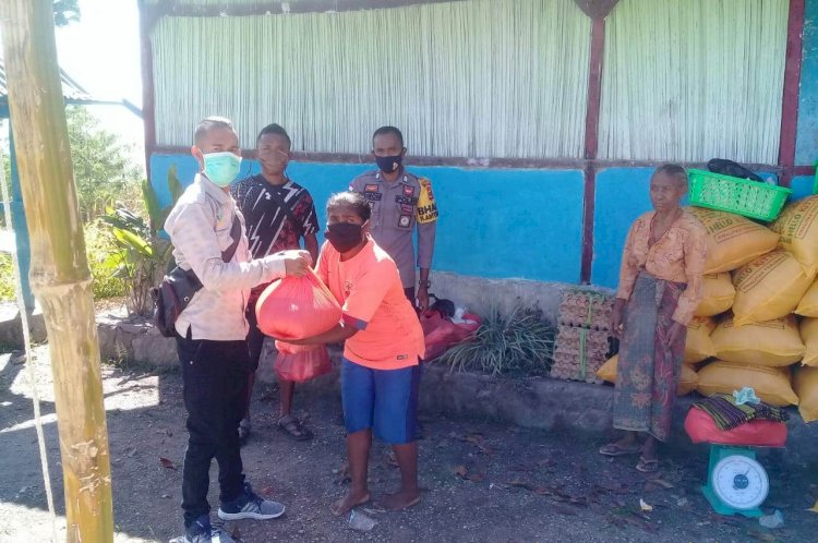Pemantauan dan pengawasan Bansos Oleh Bhabinkamtibmas